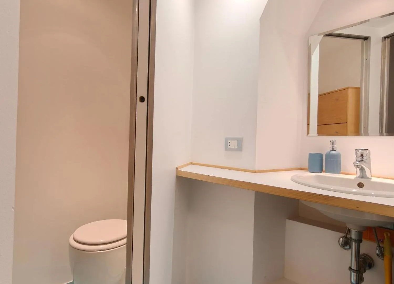 Milano Center Apartment In Shopping And Living Area With Ac, Wifi, Steps From M1 And Airport And Fiera Milano Link Milan