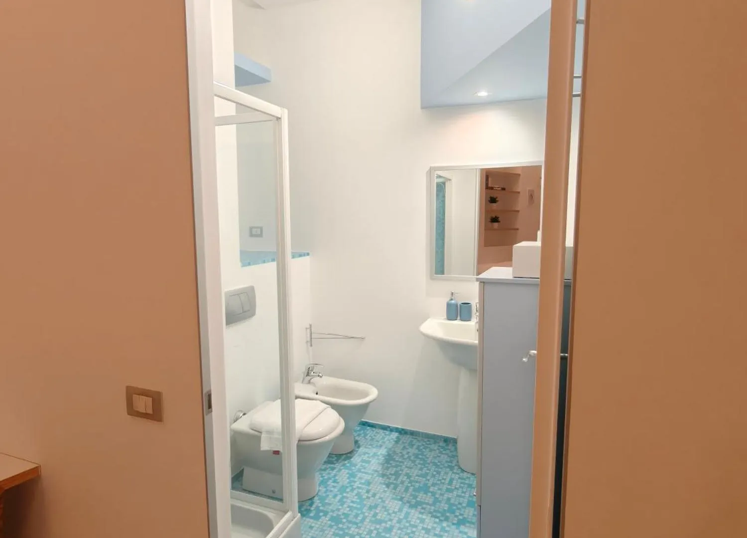 Milano Center Apartment In Shopping And Living Area With Ac, Wifi, Steps From M1 And Airport And Fiera Milano Link Italy