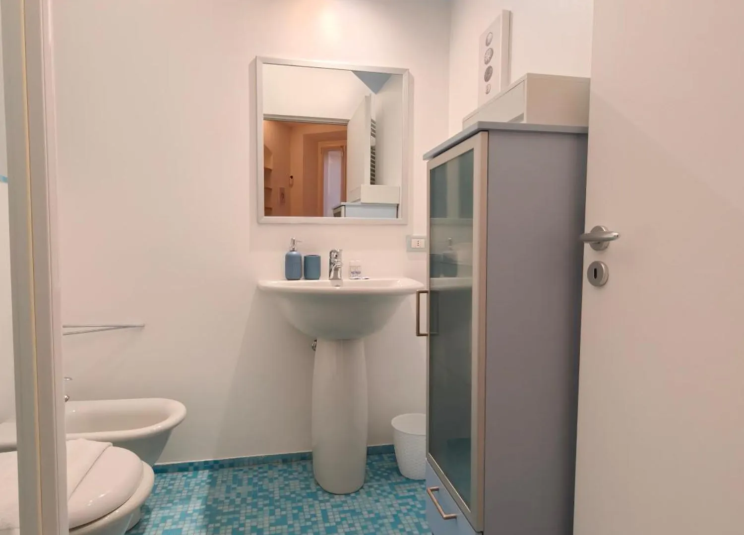 Milano Center Apartment In Shopping And Living Area With Ac, Wifi, Steps From M1 And Airport And Fiera Milano Link 0*, Milan