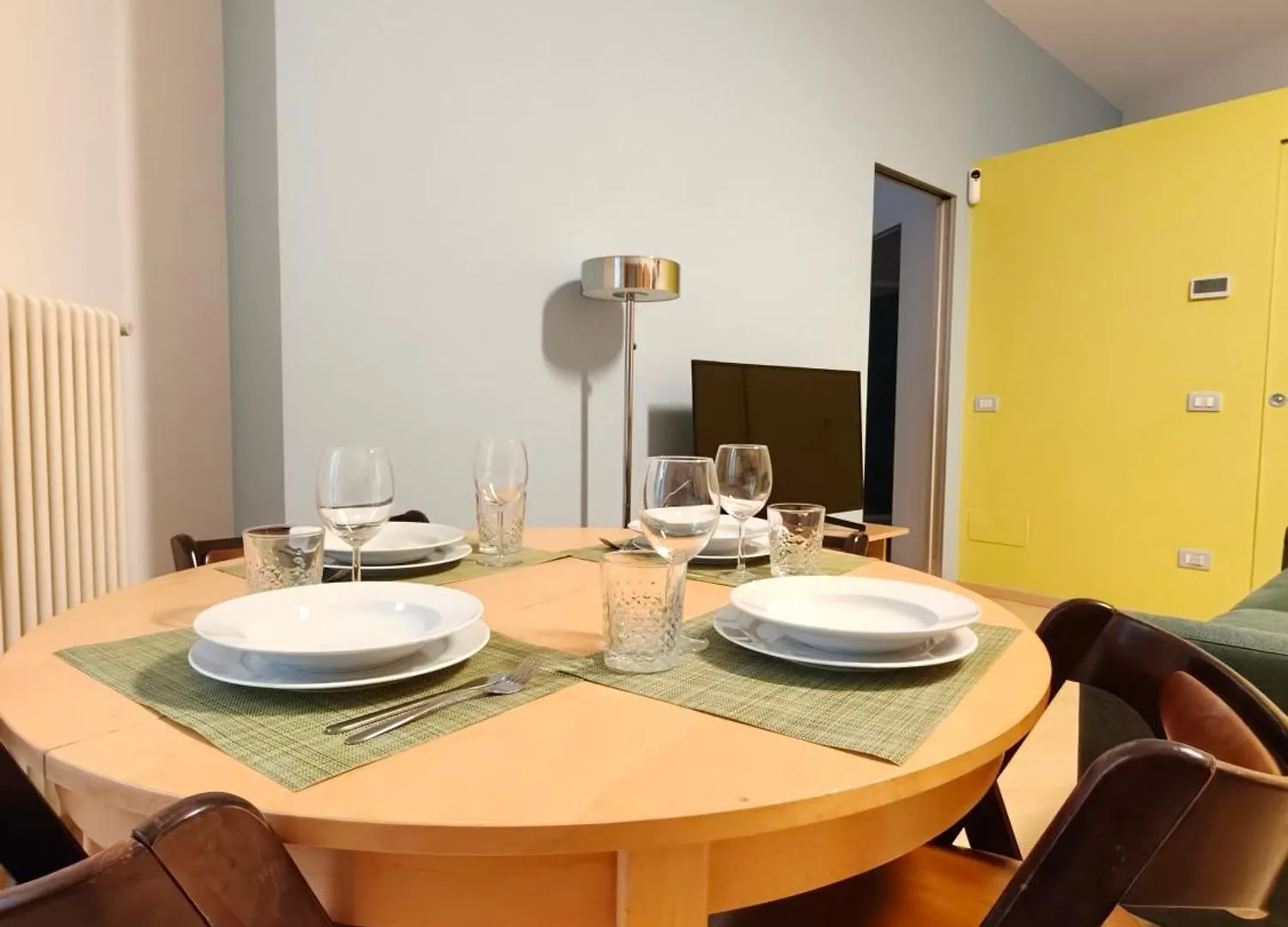 Milano Center Apartment In Shopping And Living Area With Ac, Wifi, Steps From M1 And Airport And Fiera Milano Link  Milan